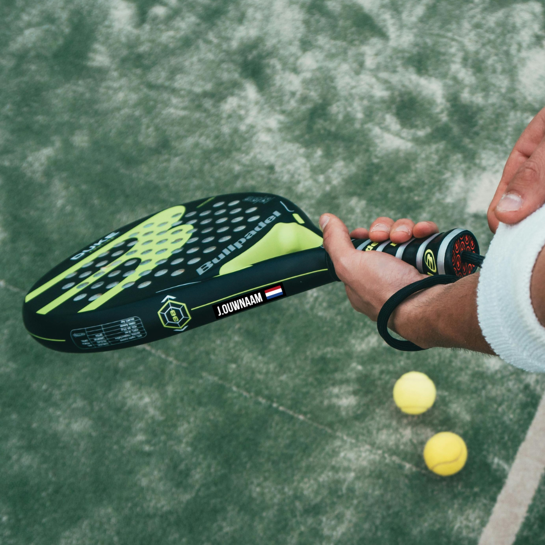 Padelracket Sticker: Personaliseer Jouw Racket met Naam en Vlag
