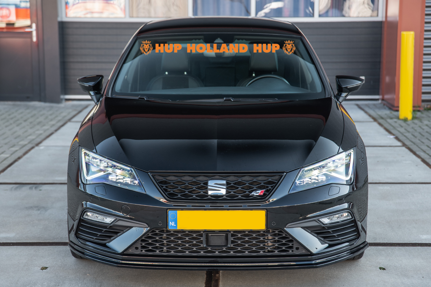 Oranje voorruit autosticker